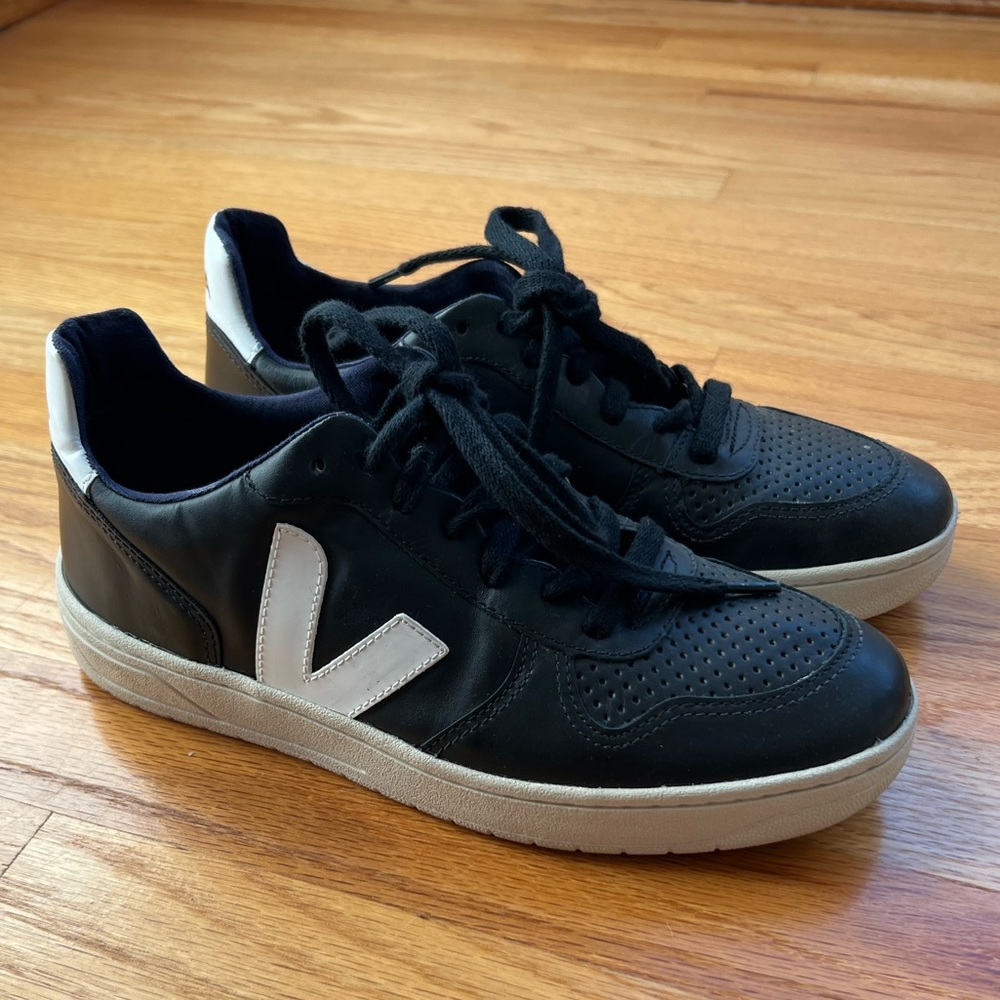 Black Vejas